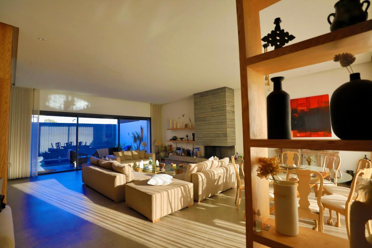 Moon House Villa Ville Nouvelle Exterior photo